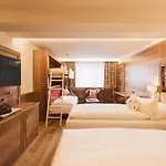 Arlberghaus Hotel Zürs