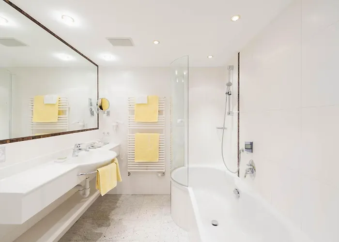 Hotel Arlberghaus Zuers