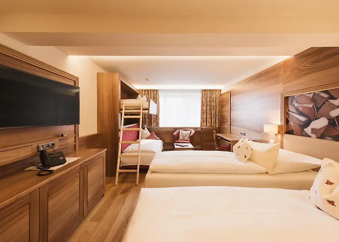 Arlberghaus Hotel Zuers