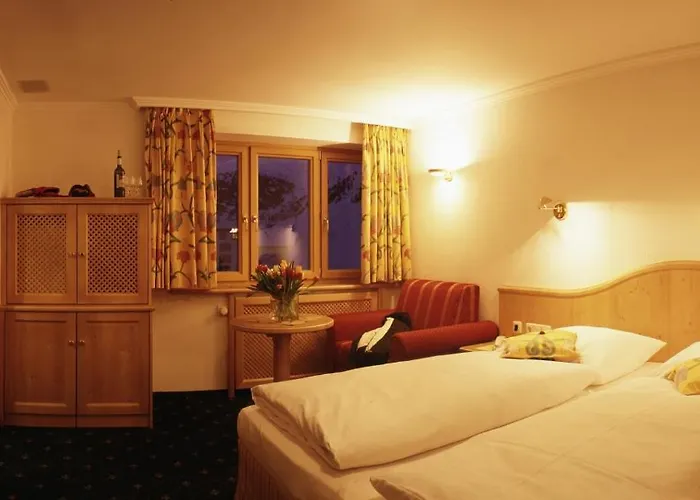 Arlberghaus Hotel Zuers